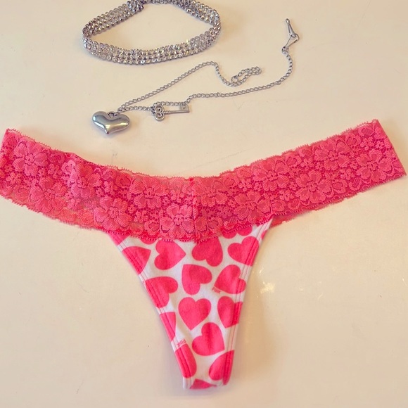 Other - PINK Victoria’s Secret New Pink💗Extra lowrise thong Size L